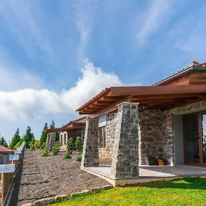 Gasthof Rochao Village By Rent2u, Lda, Calheta (Madeira)